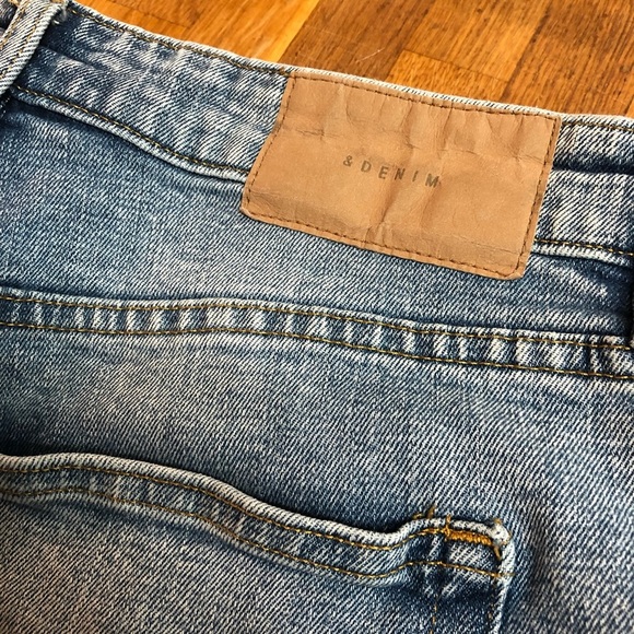 H&M High Waisted Mom Jeans Straight Leg Size 10 - Picture 6 of 8